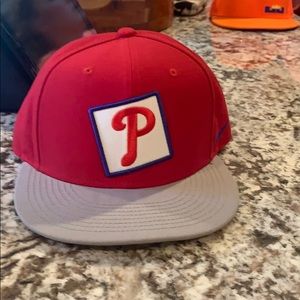 Nike Phillies hat